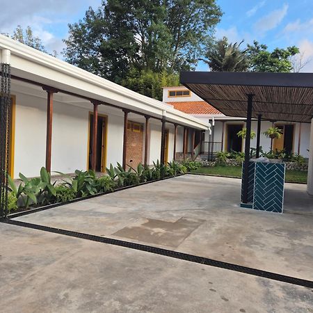 Casa Serafin Hotel 살렌토 외부 사진